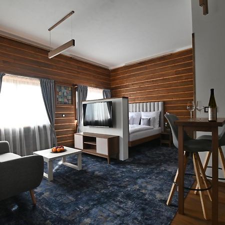 Apartmany Spessart 호무토프 외부 사진